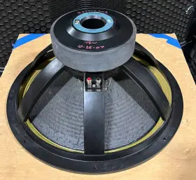 21lw1400 18 Sound 21 Inch Subwoofer 8 Ohm