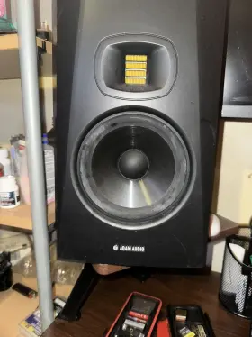 12106100 Adam Audio Adm A7v Studio Monitor -