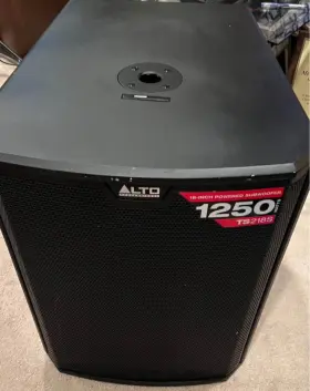 Ts218s Alto Professional 1250w Powered Subwoofer 18 Inch