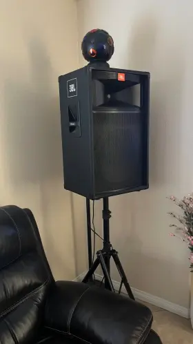 Tr-125 Audio Pro Equipment- Musical Speaker
