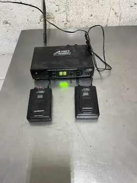 Awr6304u Audio2000s Awm6308u Uhf Wireless In-ear Monitor System With Two Receivers