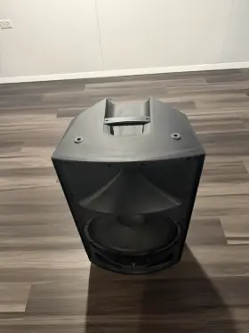 Avaa15 Avante Audio A15 15ftft Active 2 Way Loudspeaker