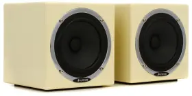 Avantone Pro 852437001026 Mixcubes 5.25 Inch Passive Reference Monitor Pair - Retro Cream