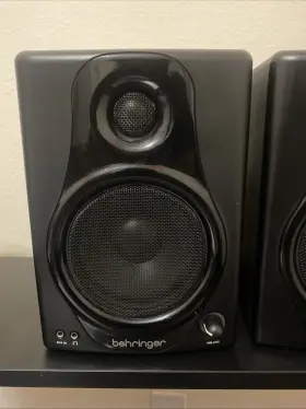 000-auv02-00010 Behringer Media 40usb 4 Inch Powered Studio Monitors Excellent Condition
