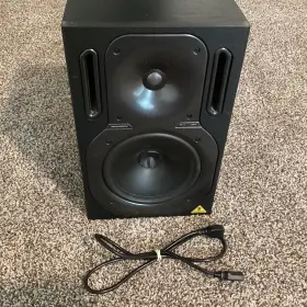 B2031a Behringer Truth Active 2-way Studio Monitor Used Tested Right