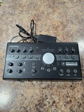 204785000 Big Knob Studio Monitor Controller Interface With Power Cable