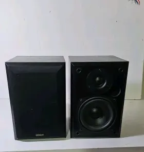 Sc-65a Denon Booskshelf Speakers. One Tweeter Is Blown. Amazing Sound