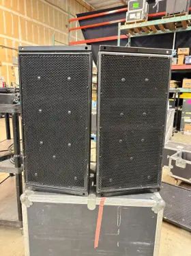 Kf-300z Eaw Kf300z 3-way Full Range Passive Speaker With Case Pair