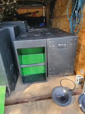 La400 Eaw 4 Subwoofers With Danley Sound Physics Labs Drivers La 400 Cabinets Pa