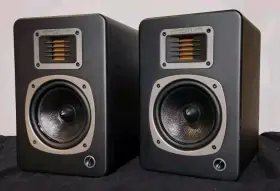 Asm-5 Emotiva Airmotive 5 Powered Monitors New