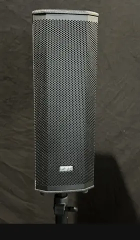 Ventis-206a Fbt Compact 2-way Active Column Style Speaker With Branded Covers