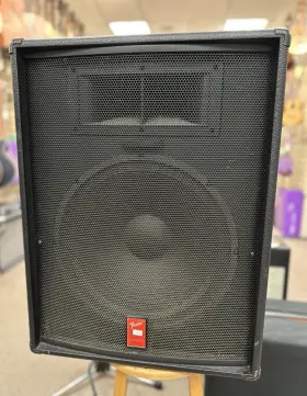 1205a Fender 15 Inch Passive 2-way Speaker