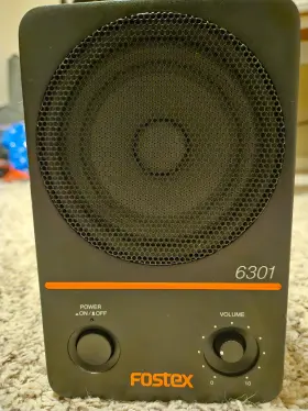 6301ne Fostex Powered Active Monitor/speaker