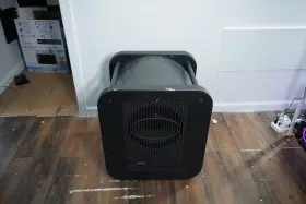 7370a Genelec Professional Studio Subwoofer / Monitor System Powered Audio Unit