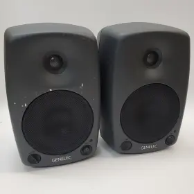 8030a Genelec Set Of 2 Bi-amplified Nearfield Powered Studio Monitors