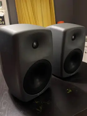 8050b Genelec Active Two-way 8 Inch Studio Monitor Pair