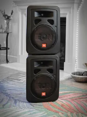 10g2 Jbl One Pair Of Eon Powered Speakers Power Cords 2 Boxes