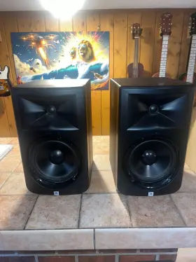 308s Jbl Lsr Powered Speakers
