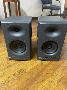 4326p Jbl Lsr