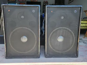 4623 Jbl Professional Series Speakers