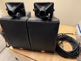8sra Jbl Speakers. Used And In Very Good Condition. Compact P.a. Or Studio Monitor