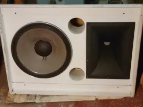 As4726anw Jbl As4726 Two Way Speaker With 2226g 15 Inch Woofer And 2447j Horn