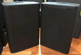 Vrx915m Jbl 2x 15 Inch Two-way Stage Monitor Pair