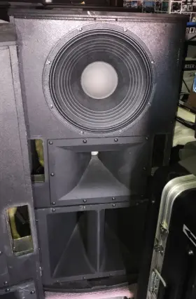 Vs3215-6 Jbl 2-jbl Venue 3-way Full Range Loudspeaker Systems For Permanent Install