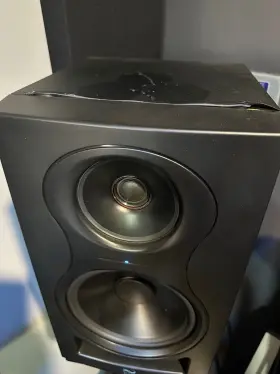 In8v1 Kali Audio In-8 3-way Powered Studio Monitors - Black Pair