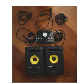 Ampd0911 Krk Rokit 5 Active Studio Monitors Pair With M-audio M-track 2x2 Interface