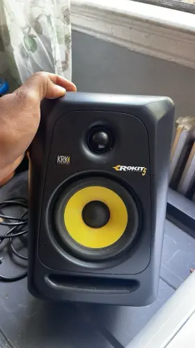 Cl5g3 Krk 5 Inch Classic Professional Bi-amp Powered Studio Monitor