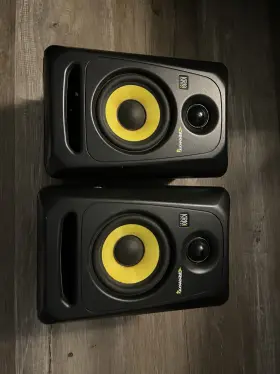 Rp4g2-na Krk Rokit 4 Active Amplified Studio Monitors Pair Black/yellow Front Port