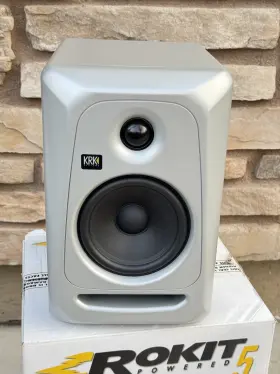 Ampk00148 Krk Systems Rokit 5 Gen 3 Special Edition Active Studio Monitor White 2-way