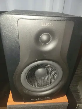 M-audio 694318015438 Bx5 Black Carbon Speaker 70-watt Bi-amplified Studio Monitor