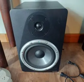 M-audio 694318024775 Bx8 Studiophile 8-inch Active Studio Monitor Speaker