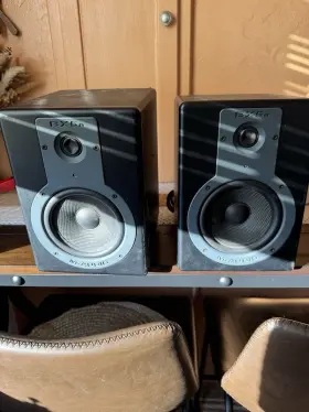 Bx5graphitexus M-audio Bx5 5 Inch Powered Studio Monitors - Graphite Pack Of 2