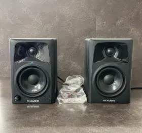 Mv42 M-audio Monitor Speakers Studio Quality Monitors Good Condition