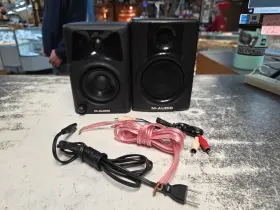 Av-32 M-audio Sv32 Av32 Studio Monitors As Is No Power Speakers Parts Repair