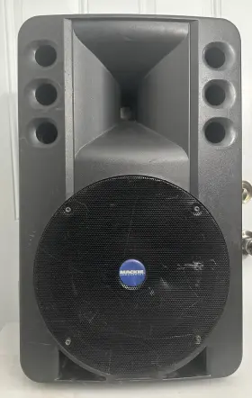 200am Mackie Industrial Art Active 2 Way Speaker System