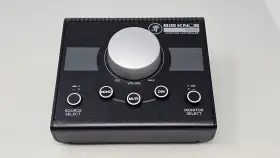 204782000 Mackie Big Knob Passive 2x2 Studio Monitor Controller Black - 43815-1
