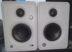 2053025-00 Mackie Cr3-xbt Multimedia Monitors With Bluetooth White Pair