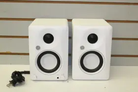 2060035-00 Mackie Cr3.5bt Ltd Wht 3.5 Inch Le Pwrd Studio Monitors With Tone Control/bt Pair