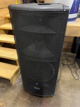 Sr1530 Mackie 3-way Sound Reinforcement Speaker