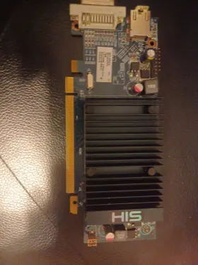 168359 Manhattan Selling A Gpu And Wired Pc Speaker