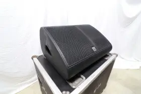 Le1200 Martin Audio Wedges Pair