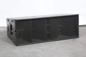 C1627-136 Martin Audio W8lc Passive Three-way Line Array Speaker With Soft Case