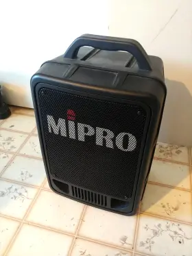 Ma-705 Mipro Portable Outdoor Pa Speaker Amplifier System And Microphone Set