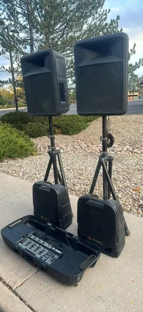 03608880 Peavey Escort 2000 Portable Pro Audio System 300 Watt