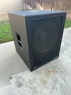 3619340 Peavey Pvs 18 1000-watt Inch Powered Subwoofer
