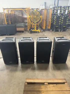 152i Qsc 4 Hpr - Powered 2 Way Speaker No Power Cable